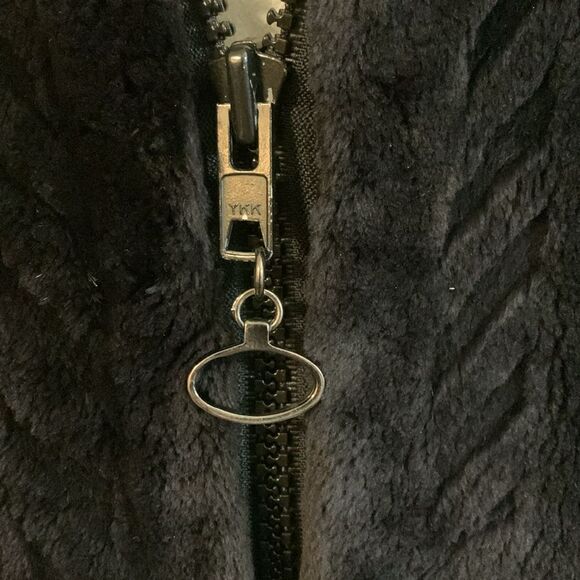 NUTRIA FUR VEST, Sheared, authentication papers included, by MURRAYS/Boston - Picture 4 of 16